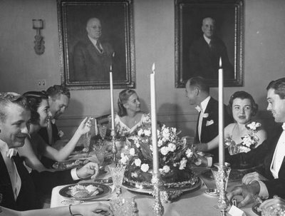 エースフォーマルパーティー